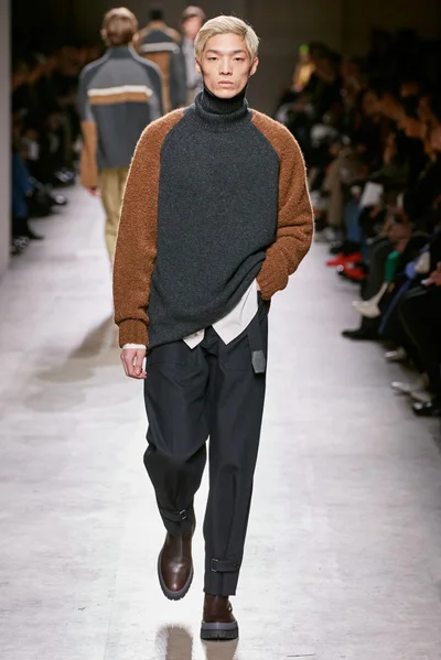Look 29